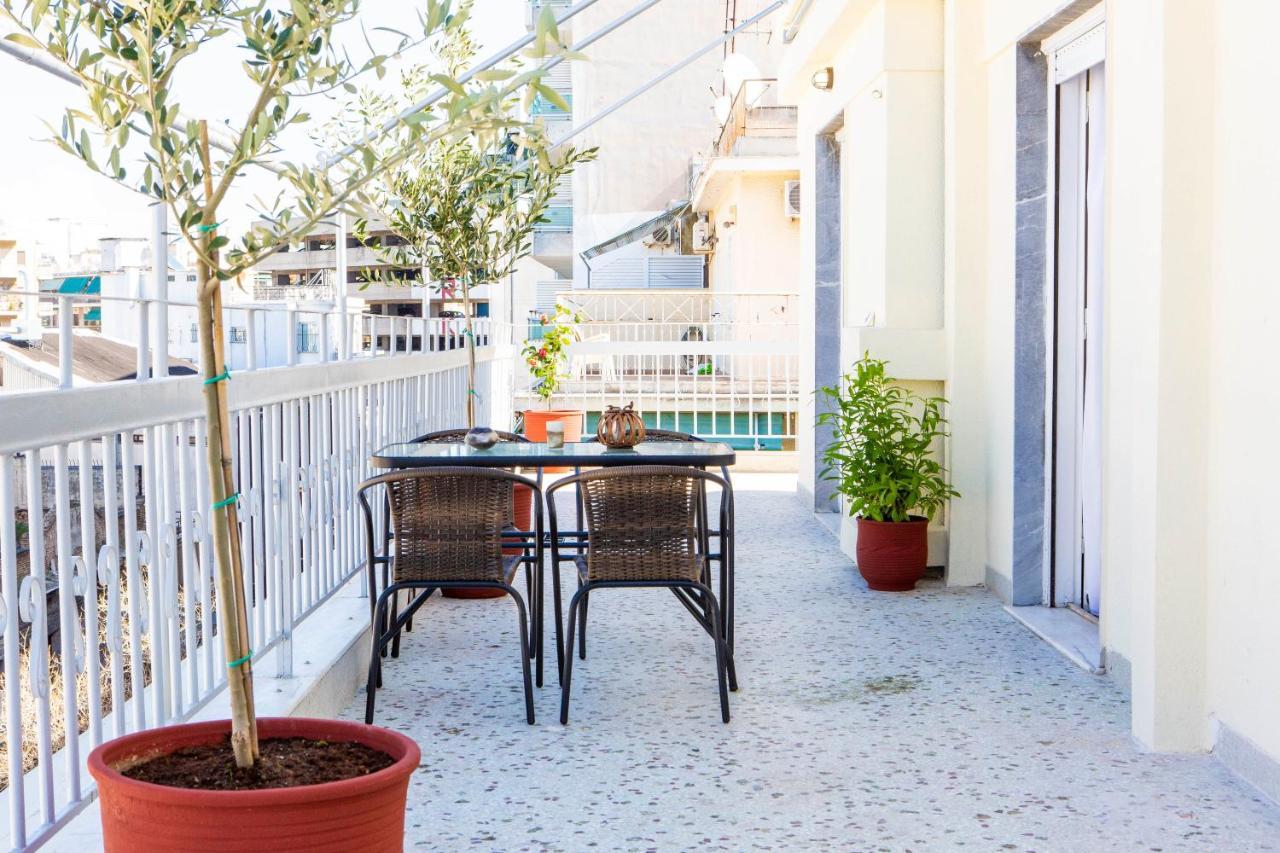 Loucas Apartment Atenas Exterior foto