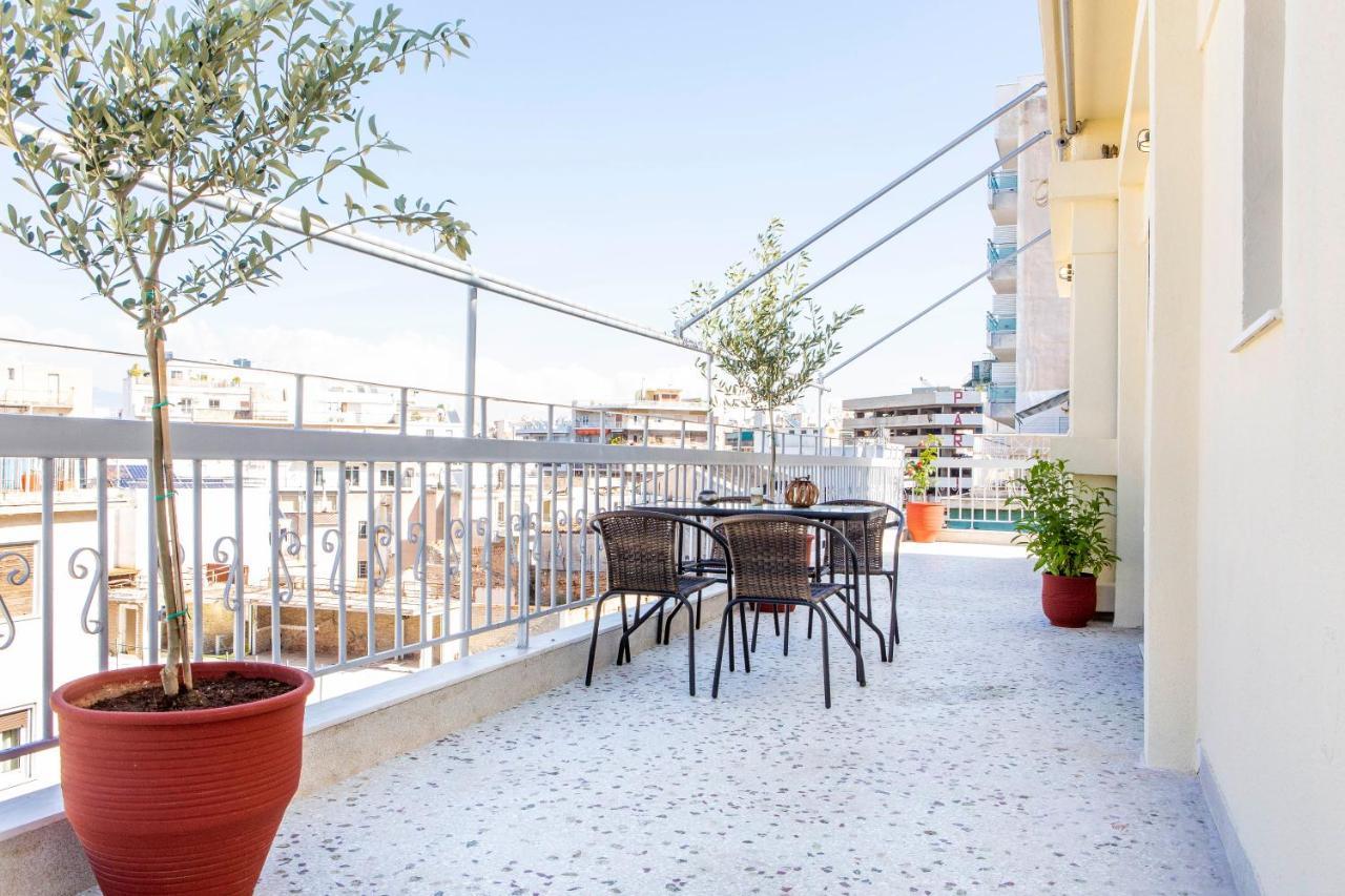 Loucas Apartment Atenas Exterior foto